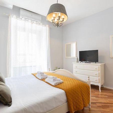 Rome As You Feel - Charming Abode In Trastevere Bagian luar foto