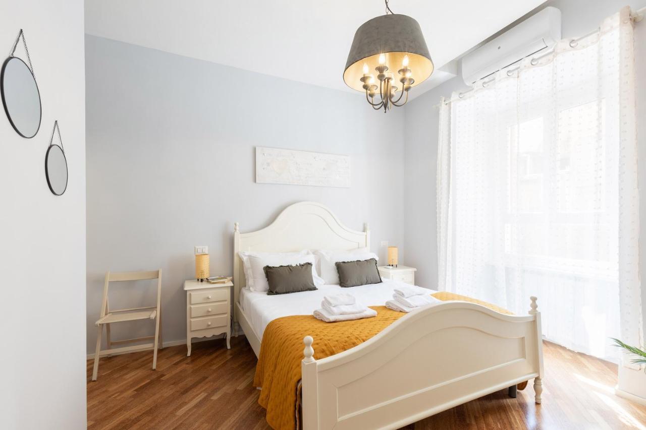 Rome As You Feel - Charming Abode In Trastevere Bagian luar foto